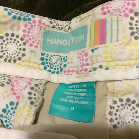 Khaki shorts - Picture 2 of 3